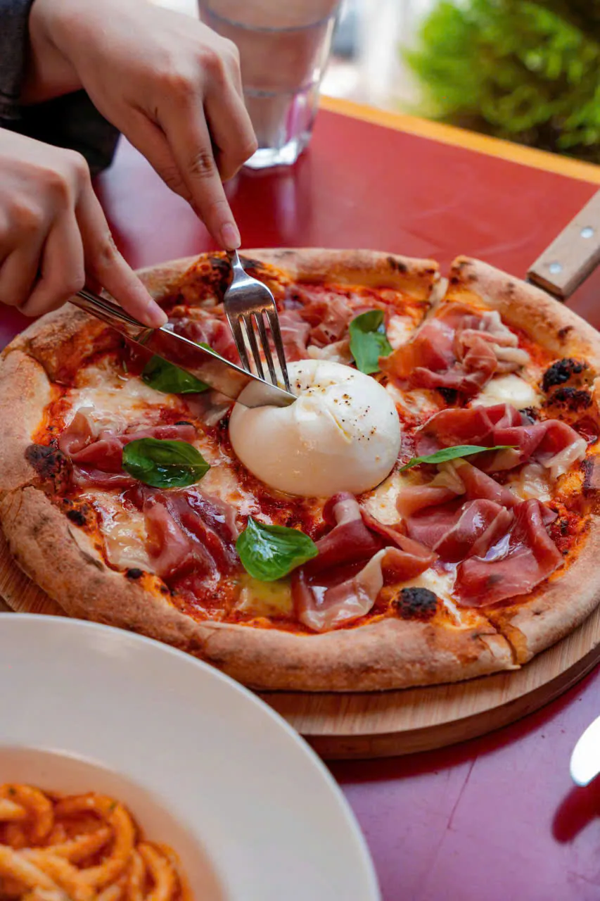 Prosciutto Crudo pizza with extra burrata