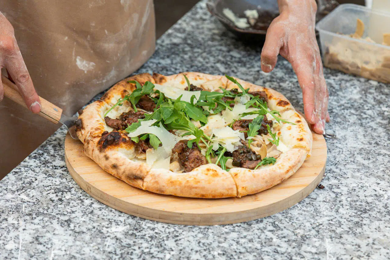 Beef Steak and Mushroom Pizza