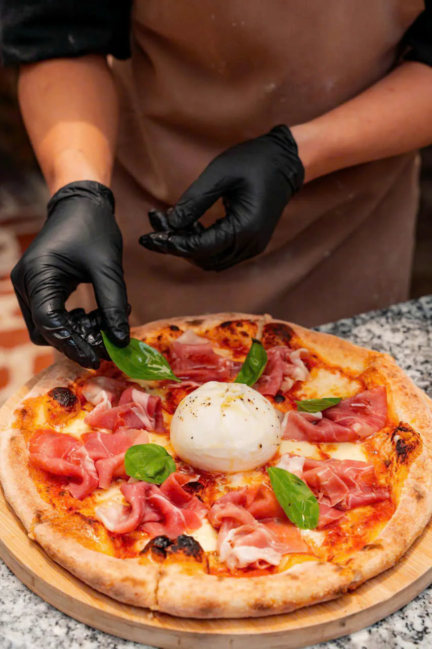 Prosciutto Crudo pizza with extra burrata